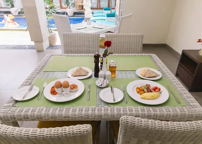 Kubu Benoa Hotel 3*