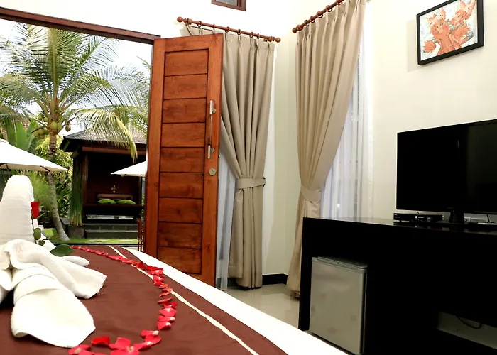 Hotel Kubu Benoa 3*