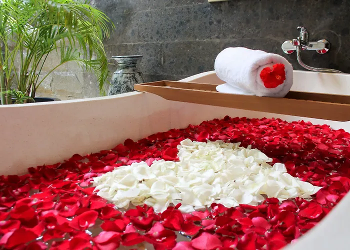 Kubu Benoa Hotel 3*