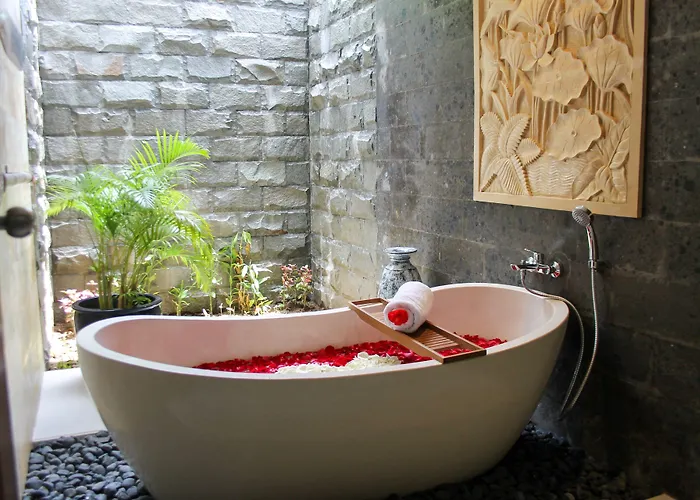 Hotel Kubu Benoa